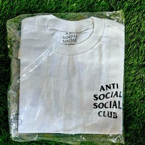 ANTI SOCIAL SOCIAL CLUB White T Shirt Size Small